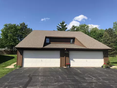 599 Echo Ct, Saline, MI 48176