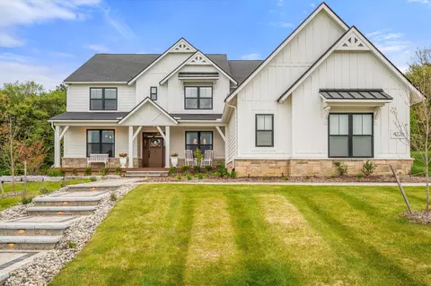 4226 Chickadee Ct, Scio, MI 48103