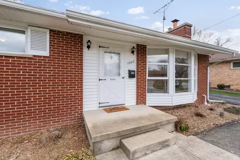 1807 Weldon Blvd, Ann Arbor, MI 48103