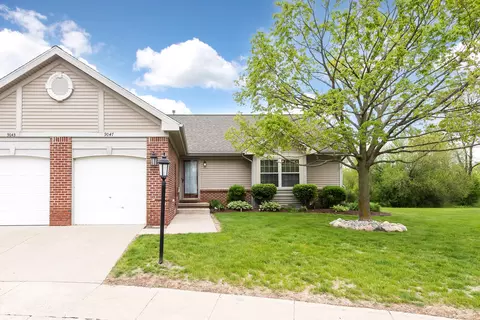 9047 Summit Court Unit Ct #69, Ypsilanti, MI 48197