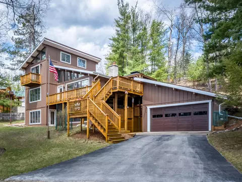 8838 Lakeshore Trl, Montmorency, MI 49709