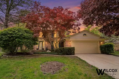 478 Cypress Rd, Rochester Hills, MI 48309
