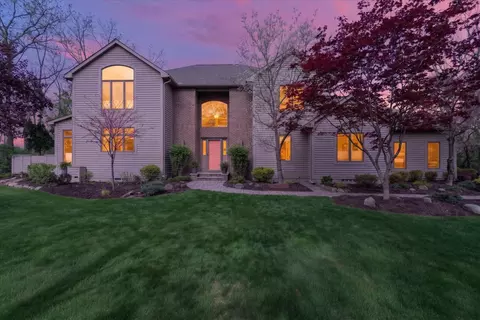 2525 Hickory Rd, Scio, MI 48103