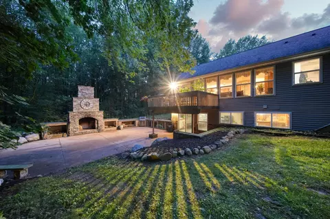 8395 Dalton Rd, Cambridge, MI 49265