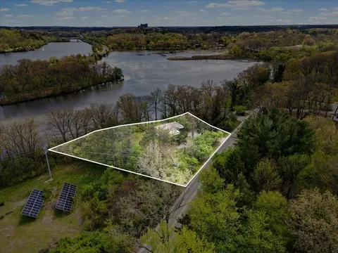 View/Area - 3575 E Huron River Dr, Ann Arbor, MI 48104 photo 4 of 10