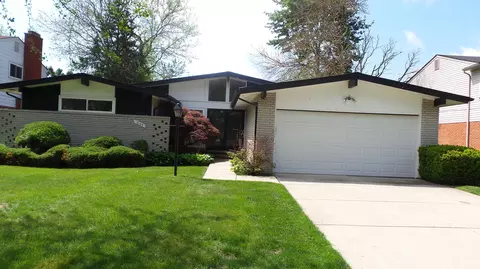 18165 Adrian St, Southfield, MI 48075