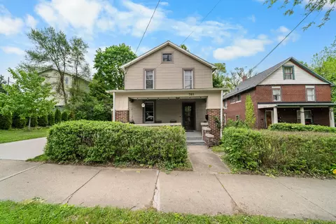 703 Moore St, Ann Arbor, MI 48105