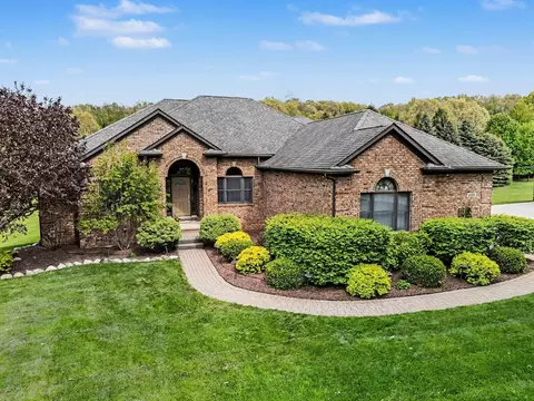 8588 Webster Hills Rd, Webster, MI 48130