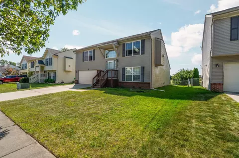 7366 Maplelawn Dr, Ypsilanti, MI 48197