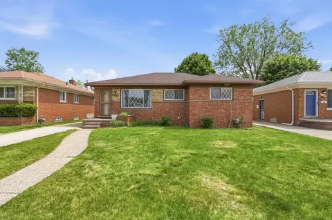 21630 Westhampton St, Oak Park, MI 48237