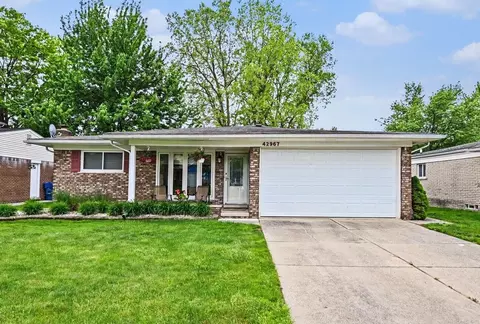 42967 Saxony Rd, Canton, MI 48187