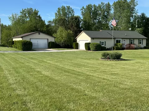 6704 Pocklington Rd, Raisin, MI 49229