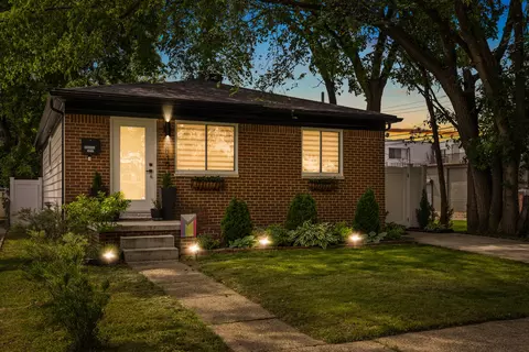 5836 Hipp, Taylor, MI 48180