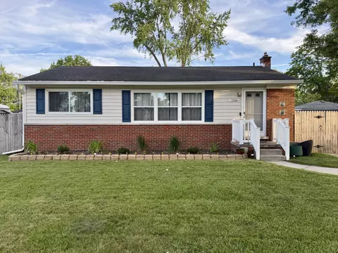 1294 Hawthorne Ave, Ypsilanti, MI 48198