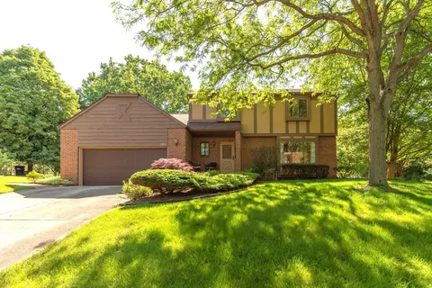 2110 Ardenne Dr, Ann Arbor, MI 48105