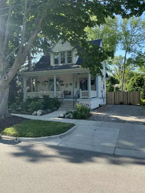 406 Hiscock St, Ann Arbor, MI 48103