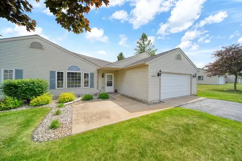 2002 Stillwater Dr, Tecumseh, MI 49286
