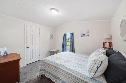 Bedroom - 80 Sterling, Adrian, MI 49221 photo 5 of 6
