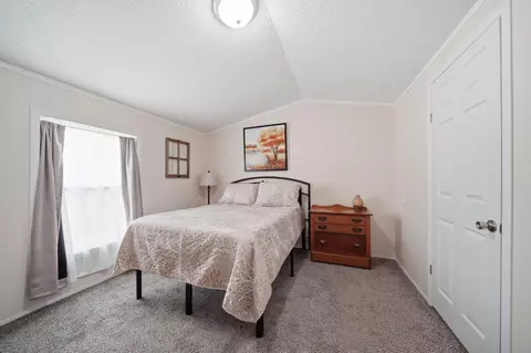 Bedroom - 80 Sterling, Adrian, MI 49221 photo 1 of 6