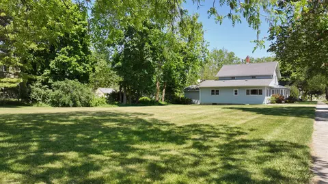 Exterior - 115 Emerson St, Ithaca, MI 48847 photo 3 of 12