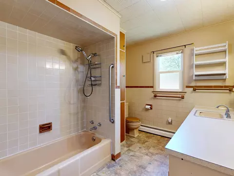 Bath - 115 Emerson St, Ithaca, MI 48847 photo 1 of 5