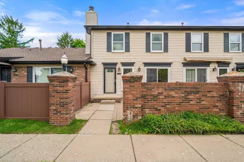 41080 Northwind Dr, Canton, MI 48188