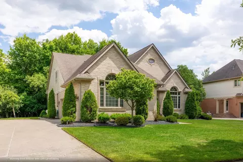 47968 Inveraray Rd, Canton, MI 48188