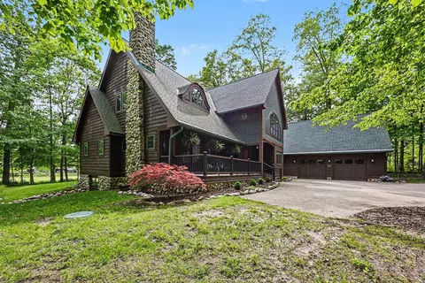 2515 Southwoods Trl, Ann Arbor, MI 48108