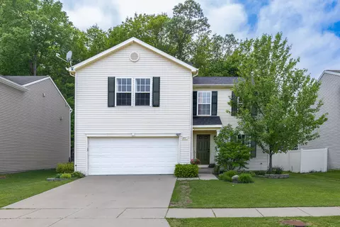2717 Sycamore River Dr, Handy, MI 48836