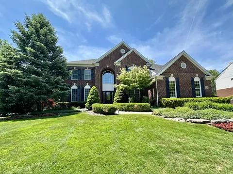 26375 Glenwood Dr, Novi, MI 48374