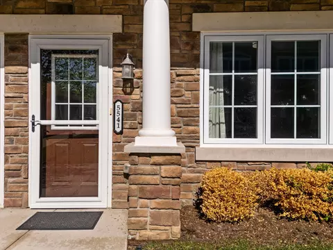 55 Arbor Chase Dr UNIT ANN, Arbor, MI 48103