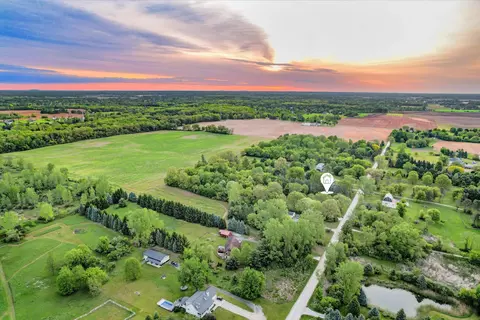 1120 Jewell Rd, York, MI 48160