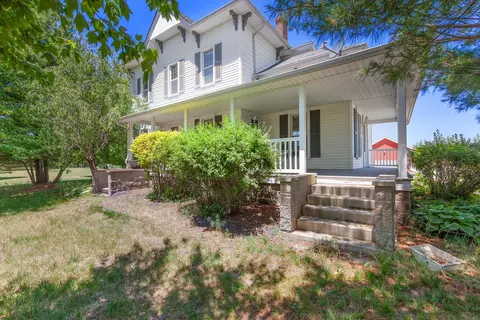 7170 Pope Rd, Palmyra, MI 49268