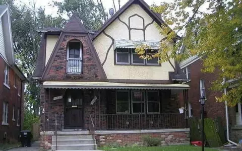 2435 Cortland St, Detroit, MI 48206