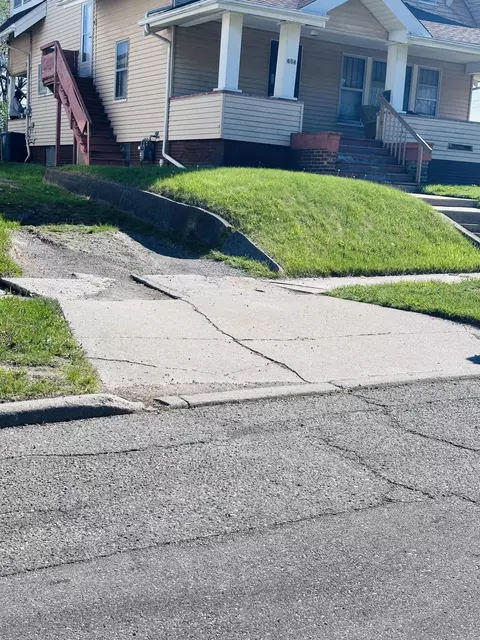 604 Page St, Flint, MI 48503 photo 3