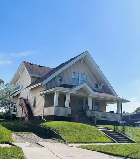 604 Page St, Flint, MI 48503 photo 2