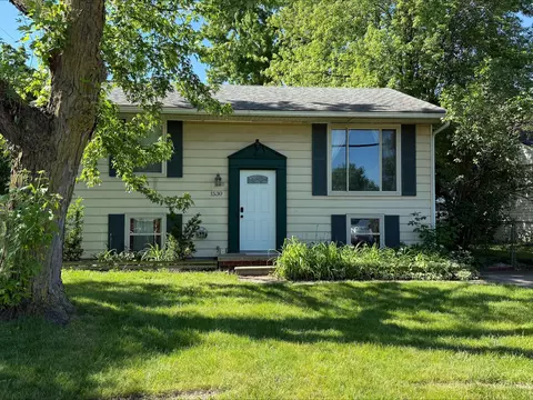 1530 Ecorse Rd, Ypsilanti, MI 48198