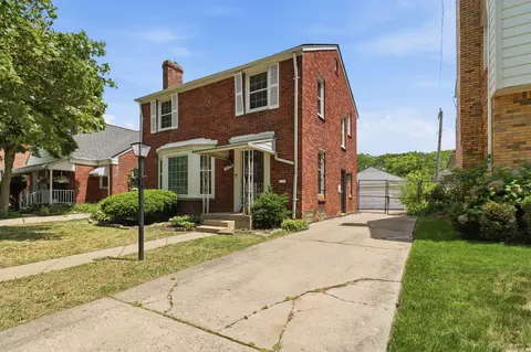 9076 Dawes St, Detroit, MI 48204