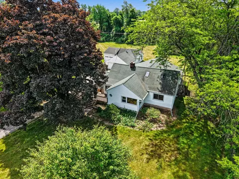 View/Area - 9100 Willis Rd, Augusta, MI 48191 photo 4 of 10