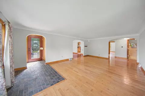Living - 9100 Willis Rd, Augusta, MI 48191 photo 1 of 9
