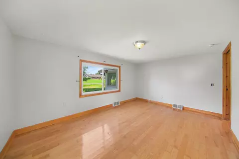 Living - 9100 Willis Rd, Augusta, MI 48191 photo 9 of 9