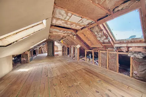 Entry Way - 9100 Willis Rd, Augusta, MI 48191 photo 2 of 2