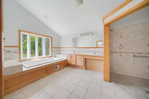 Bath - 9100 Willis Rd, Augusta, MI 48191 photo 2 of 4