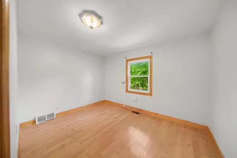 Bedroom - 9100 Willis Rd, Augusta, MI 48191 photo 1 of 2