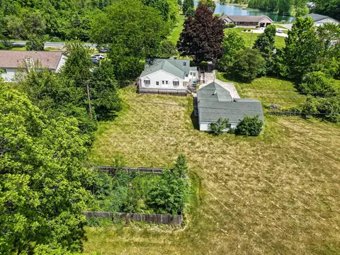 View/Area - 9100 Willis Rd, Augusta, MI 48191 photo 9 of 10