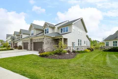 3031 N Spurway Dr, Ann Arbor, MI 48105