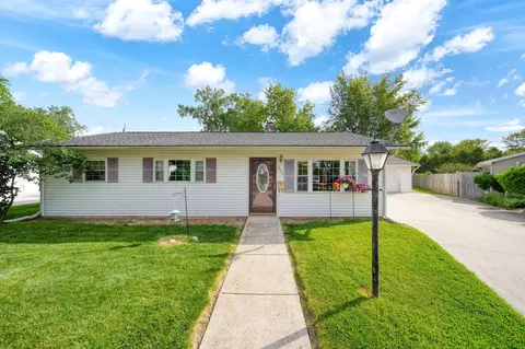 445 March Dr, Adrian, MI 49221