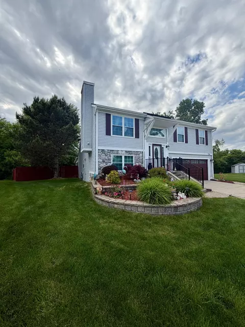 7114 Copper Creek Dr, Ypsilanti, MI 48197