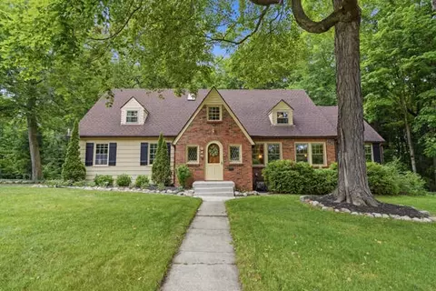 215 Hill St, Northville, MI 48167