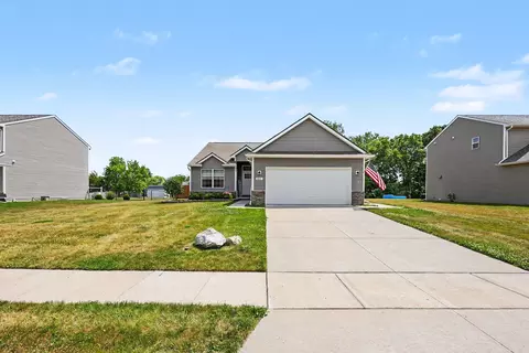 831 Sarah Ln, Milan, MI 48160